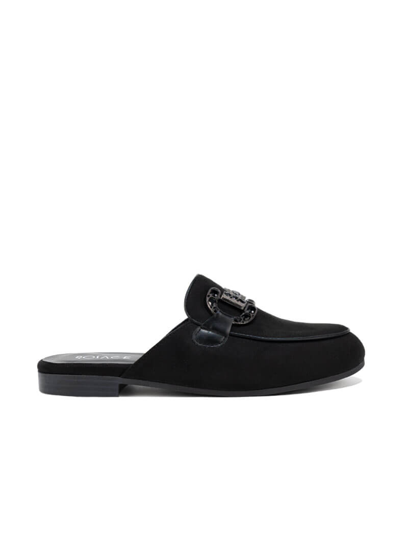 Mules plates à boucle